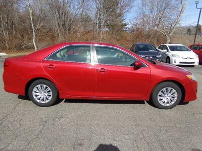 2014 Toyota Camry L   - Photo 8 - Uncasville, CT 06382