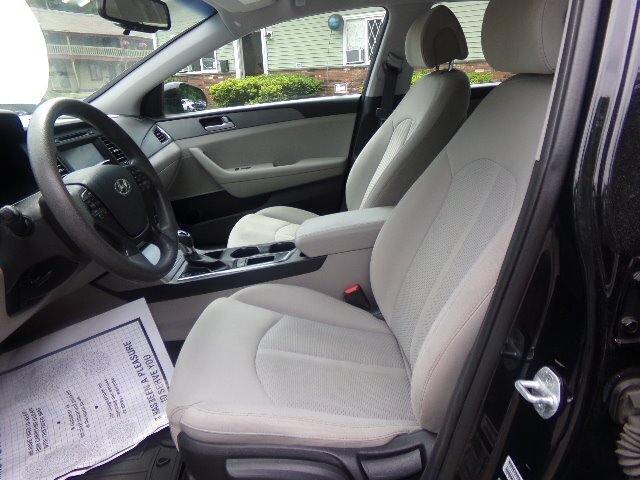 2016 Hyundai SONATA SE - Photo 12 - Groton, CT 06340