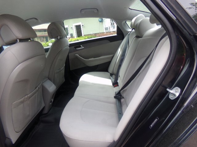 2016 Hyundai SONATA SE - Photo 13 - Groton, CT 06340