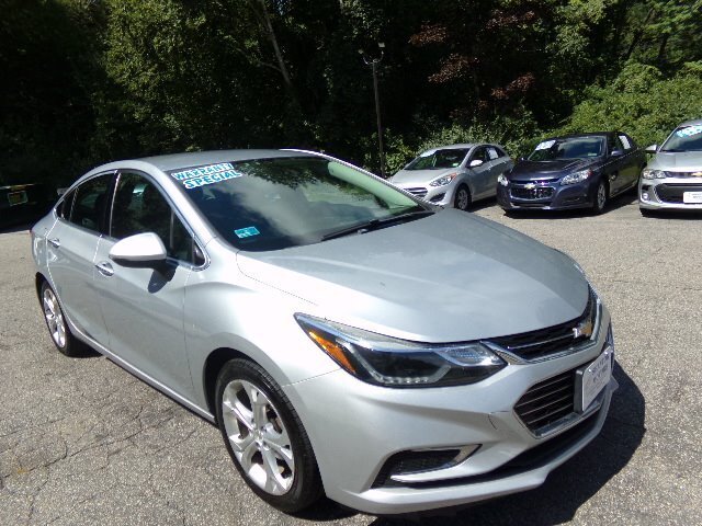 2017 Chevrolet Cruze Premier Auto   - Photo 1 - Groton, CT 06340