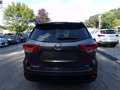 2019 Toyota Highlander LE   - Photo 6 - Uncasville, CT 06382