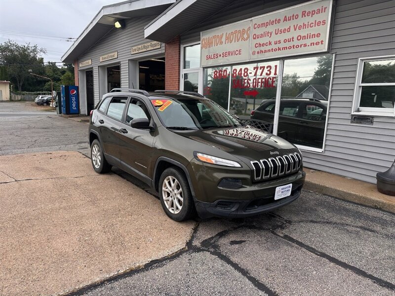 2015 Jeep Cherokee Sport   - Photo 1 - Uncasville, CT 06382