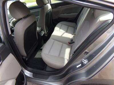 2017 Hyundai ELANTRA SE   - Photo 11 - Groton, CT 06340