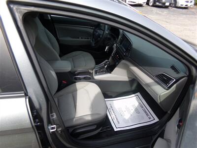 2017 Hyundai ELANTRA SE   - Photo 13 - Groton, CT 06340