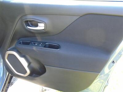 2016 Jeep Renegade Sport   - Photo 20 - Uncasville, CT 06382