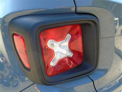 2016 Jeep Renegade Sport   - Photo 11 - Uncasville, CT 06382