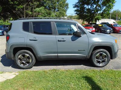2016 Jeep Renegade Sport   - Photo 8 - Uncasville, CT 06382