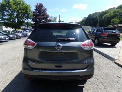 2016 Nissan Rogue SV - Photo 6 - Groton, CT 06340