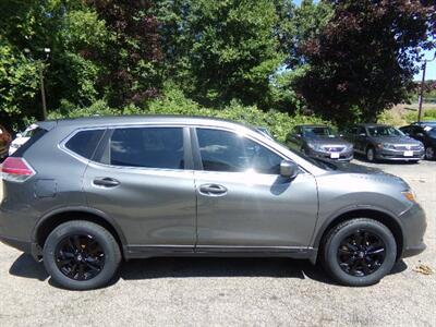 2016 Nissan Rogue SV - Photo 8 - Groton, CT 06340