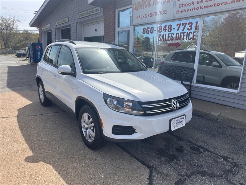 2017 Volkswagen Tiguan 2.0T S 4Motion   - Photo 1 - Uncasville, CT 06382