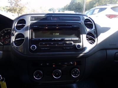 2014 Volkswagen Tiguan SE 4Motion   - Photo 15 - Uncasville, CT 06382