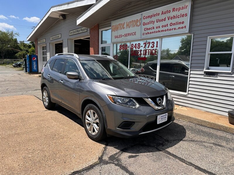 2016 Nissan Rogue SV - Photo 1 - Uncasville, CT 06382