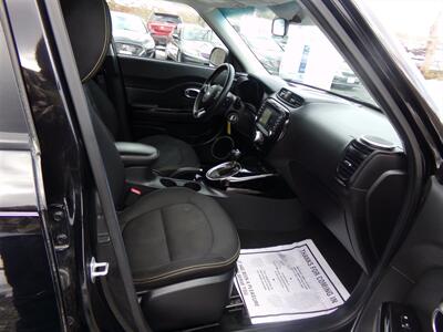 2015 Kia Soul EX Plus   - Photo 9 - Groton, CT 06340