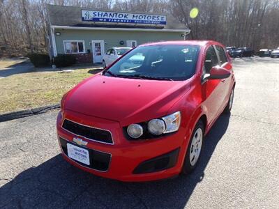 2015 Chevrolet Sonic LS Auto   - Photo 3 - Uncasville, CT 06382
