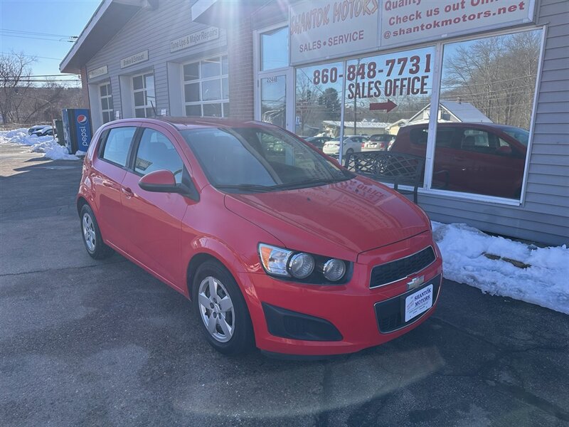 2015 Chevrolet Sonic LS Auto   - Photo 1 - Groton, CT 06340