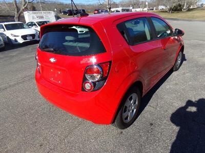 2015 Chevrolet Sonic LS Auto   - Photo 7 - Uncasville, CT 06382