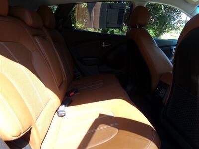 2014 Hyundai TUCSON Limited - Photo 10 - Uncasville, CT 06382