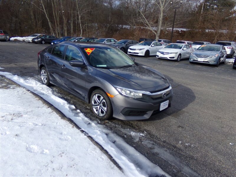 2017 Honda Civic LX's photo