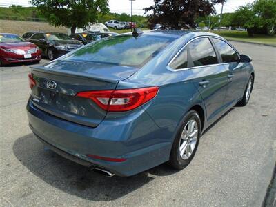 2015 Hyundai SONATA SE   - Photo 7 - Uncasville, CT 06382