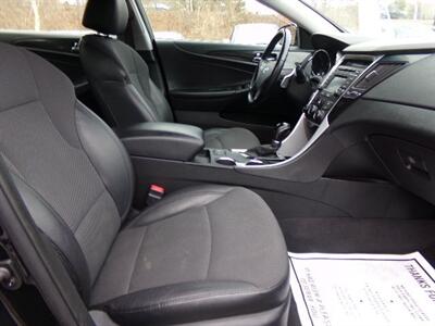 2014 Hyundai SONATA SE   - Photo 11 - Groton, CT 06340