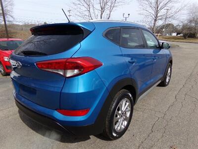 2017 Hyundai TUCSON SE Plus   - Photo 7 - Groton, CT 06340