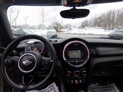2017 MINI Convertible Cooper   - Photo 16 - Uncasville, CT 06382