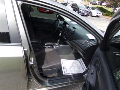 2011 Kia Forte5 EX   - Photo 13 - Uncasville, CT 06382