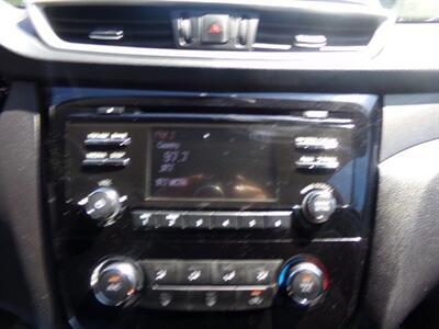 2016 Nissan Rogue SV - Photo 15 - Uncasville, CT 06382