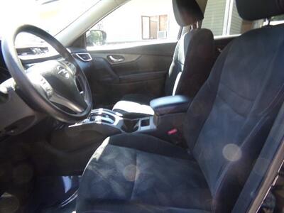 2016 Nissan Rogue SV - Photo 13 - Uncasville, CT 06382