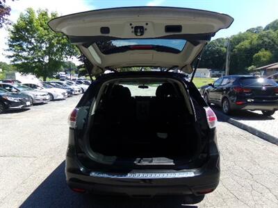 2016 Nissan Rogue SV - Photo 9 - Uncasville, CT 06382