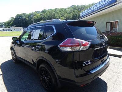 2016 Nissan Rogue SV - Photo 5 - Uncasville, CT 06382