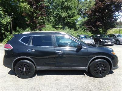2016 Nissan Rogue SV - Photo 8 - Uncasville, CT 06382