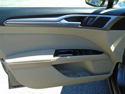 2014 Ford Fusion SE   - Photo 17 - Groton, CT 06340