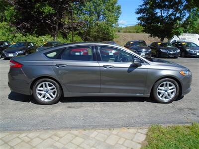 2014 Ford Fusion SE   - Photo 8 - Groton, CT 06340