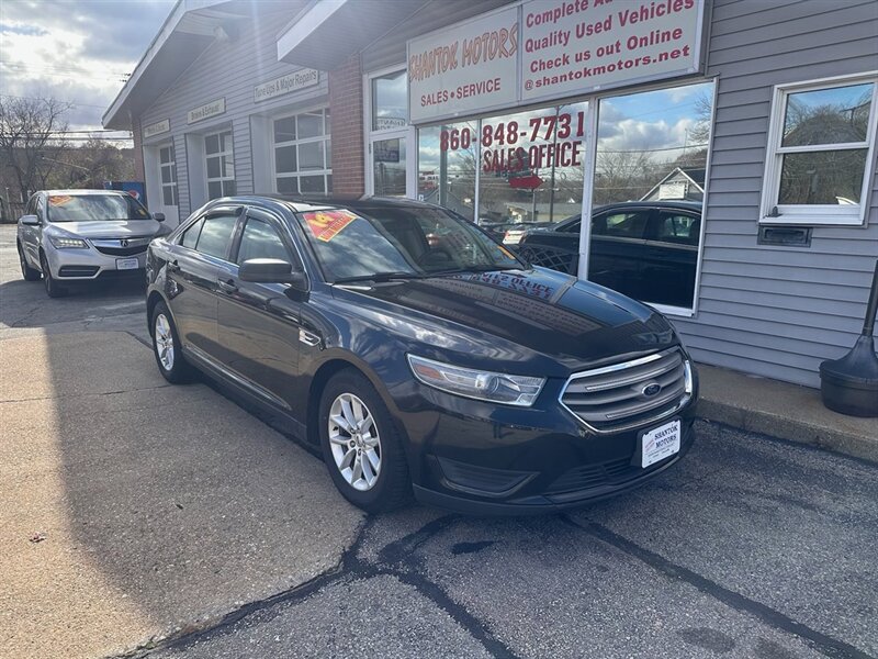 2014 Ford Taurus SE   - Photo 1 - Uncasville, CT 06382