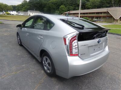 2012 Toyota Prius Three   - Photo 7 - Uncasville, CT 06382