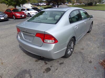 2011 Honda Civic EX - Photo 7 - Uncasville, CT 06382