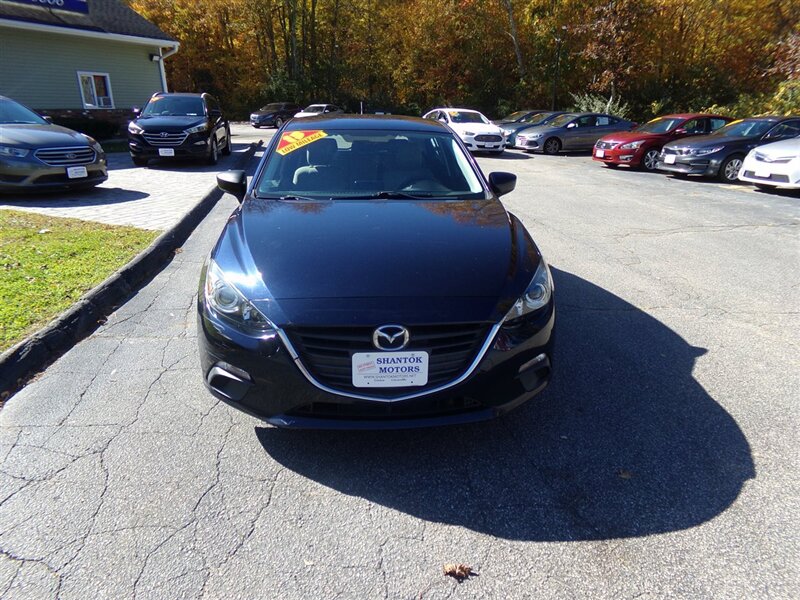 2015 Mazda Mazda3 i Sport   - Photo 2 - Groton, CT 06340