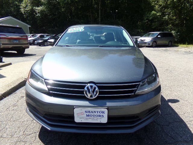 2017 Volkswagen Jetta 1.4T SE - Photo 2 - Groton, CT 06340