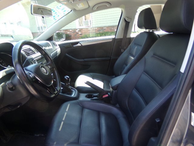 2017 Volkswagen Jetta 1.4T SE - Photo 13 - Groton, CT 06340