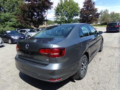 2017 Volkswagen Jetta 1.4T SE   - Photo 7 - Uncasville, CT 06382