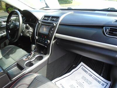2015 Toyota Camry SE   - Photo 22 - Groton, CT 06340