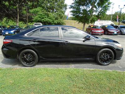 2015 Toyota Camry SE   - Photo 8 - Groton, CT 06340