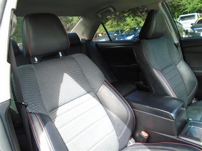 2015 Toyota Camry SE   - Photo 21 - Groton, CT 06340