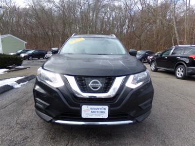 2017 Nissan Rogue SV   - Photo 2 - Uncasville, CT 06382