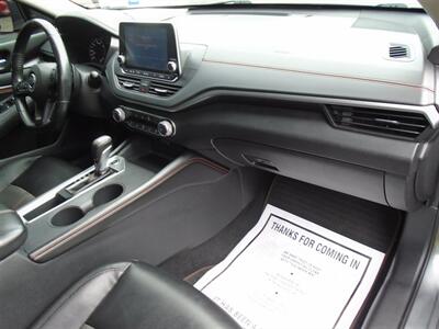2019 Nissan Altima 2.5 SR   - Photo 22 - Uncasville, CT 06382