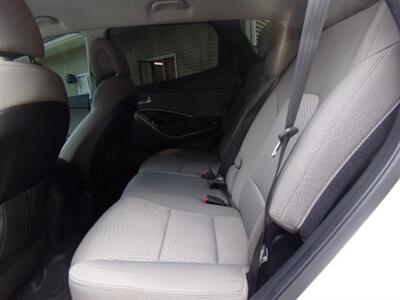 2018 Hyundai SANTA FE Sport 2.4L - Photo 12 - Uncasville, CT 06382