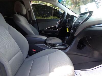 2018 Hyundai SANTA FE Sport 2.4L - Photo 11 - Uncasville, CT 06382