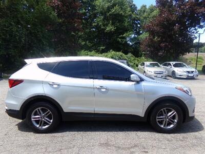 2018 Hyundai SANTA FE Sport 2.4L - Photo 8 - Uncasville, CT 06382