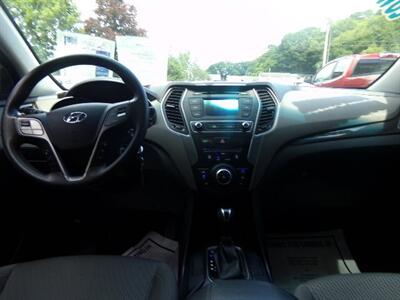 2018 Hyundai SANTA FE Sport 2.4L - Photo 14 - Uncasville, CT 06382